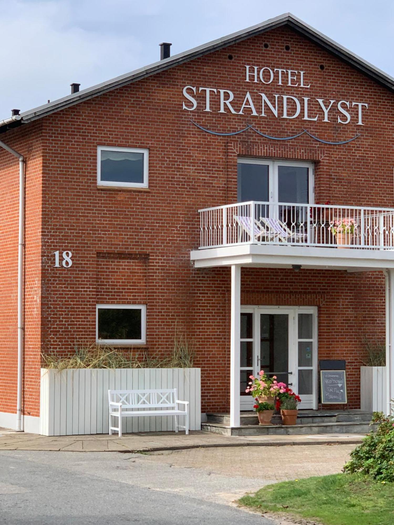 Hotel Strandlyst Badehotel เฮียทส์ฮัลส์ ภายนอก รูปภาพ